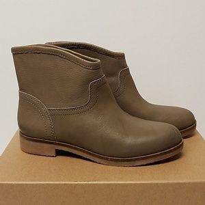 Lucky Brand women's ankle leather boots 6.5